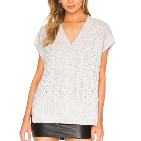 L'Academie Revolve Amare Cable Sweater Vest Chunky Oversize Womens L Grey V Neck - Picture 1 of 9